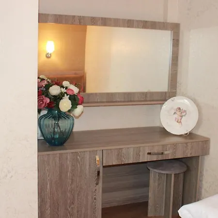 Hotel Carvan *